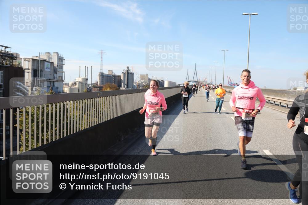 03.10.2025 - Köhlbrandbrückenlauf Yannick Fuchs http://msf.ph/oto/9191045 03.10.2025 12:11:11 Position 3  meine-sportfotos.de