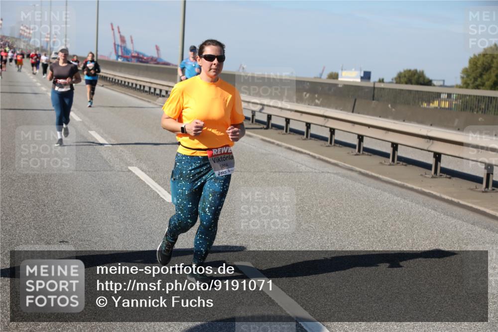 03.10.2025 - Köhlbrandbrückenlauf Yannick Fuchs http://msf.ph/oto/9191071 03.10.2025 12:11:14 Position 3 5604 meine-sportfotos.de