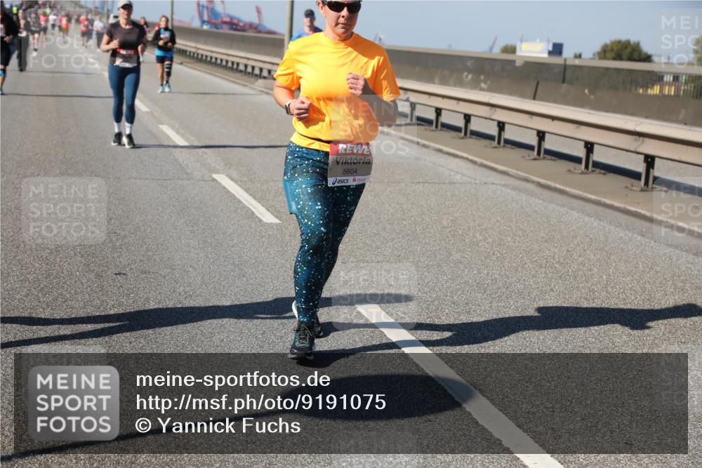03.10.2025 - Köhlbrandbrückenlauf Yannick Fuchs http://msf.ph/oto/9191075 03.10.2025 12:11:14 Position 3 5604 meine-sportfotos.de