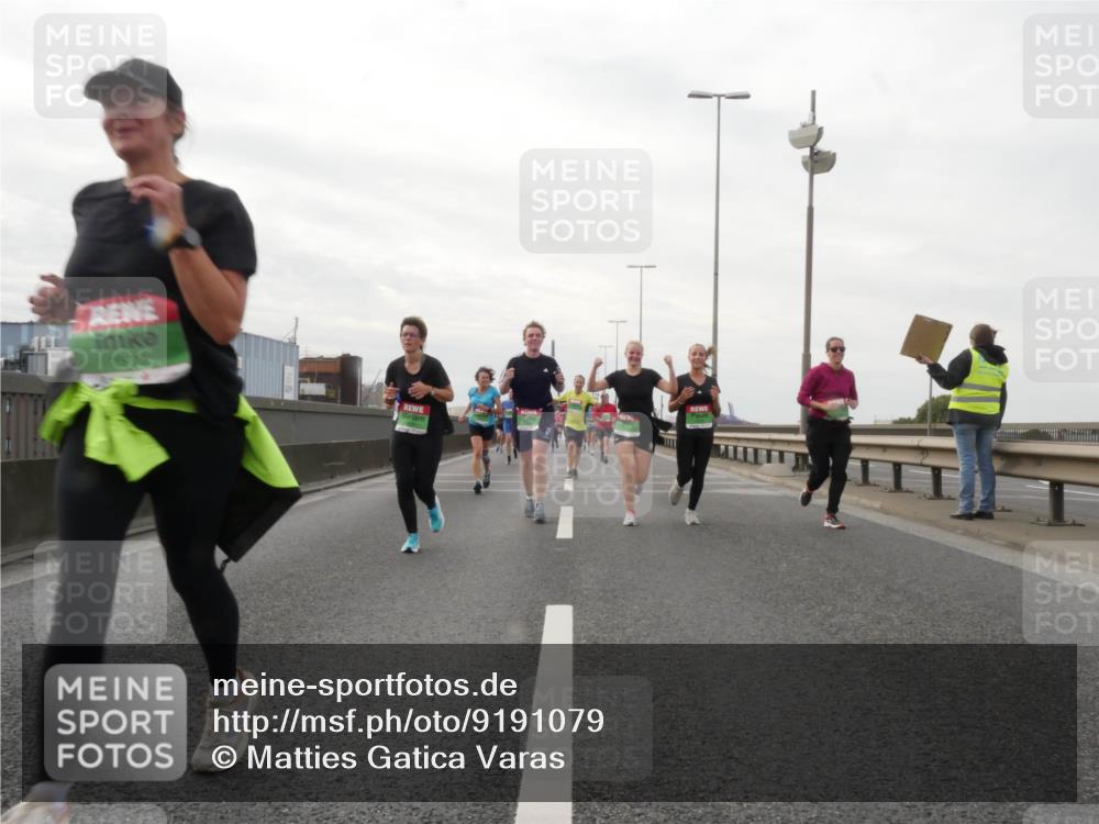 03.10.2025 - Köhlbrandbrückenlauf Matties Gatica Varas http://msf.ph/oto/9191079 03.10.2025 16:04:48 Position 3 7873 meine-sportfotos.de