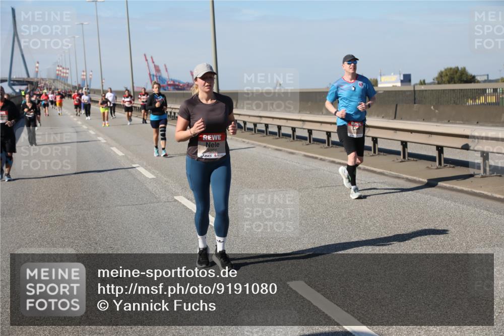 03.10.2025 - Köhlbrandbrückenlauf Yannick Fuchs http://msf.ph/oto/9191080 03.10.2025 12:11:17 Position 3 5367 meine-sportfotos.de