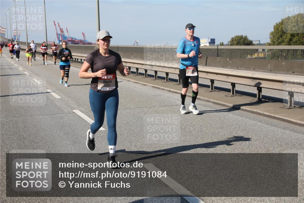 03.10.2025 - Köhlbrandbrückenlauf Yannick Fuchs http://msf.ph/oto/9191084 03.10.2025 12:11:17 Position 3 5367 meine-sportfotos.de