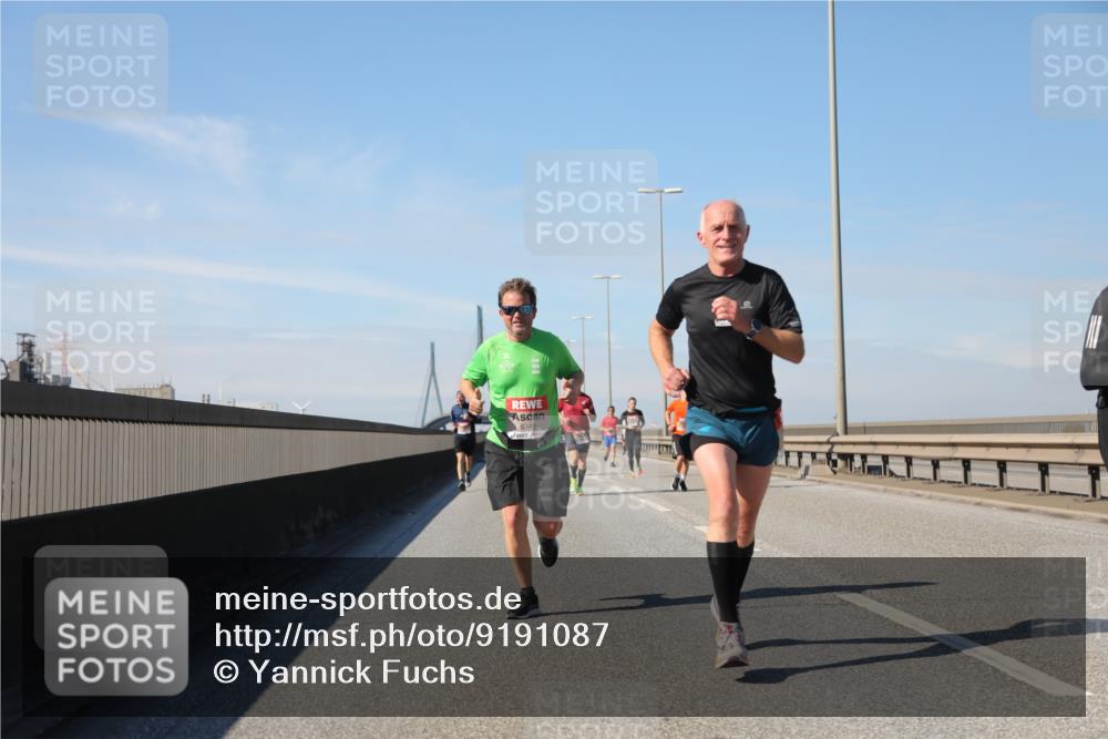 03.10.2025 - Köhlbrandbrückenlauf Yannick Fuchs http://msf.ph/oto/9191087 03.10.2025 11:51:36 Position 3 6349 meine-sportfotos.de