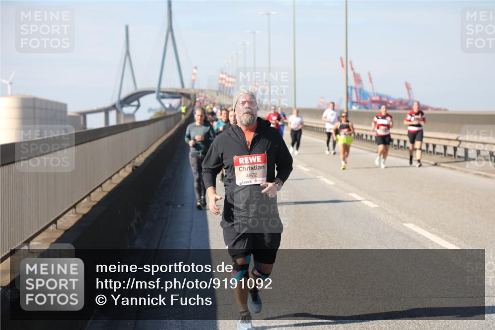 03.10.2025 - Köhlbrandbrückenlauf Yannick Fuchs http://msf.ph/oto/9191092 03.10.2025 12:11:20 Position 3 4972 meine-sportfotos.de