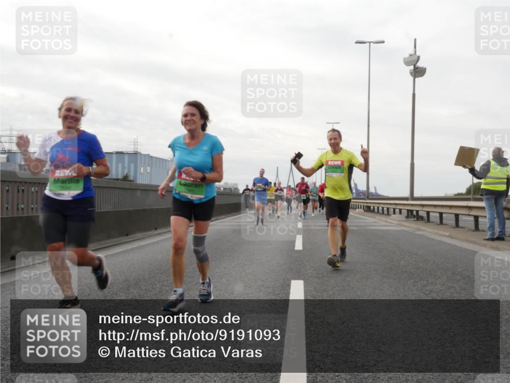 03.10.2025 - Köhlbrandbrückenlauf Matties Gatica Varas http://msf.ph/oto/9191093 03.10.2025 16:04:51 Position 3  meine-sportfotos.de