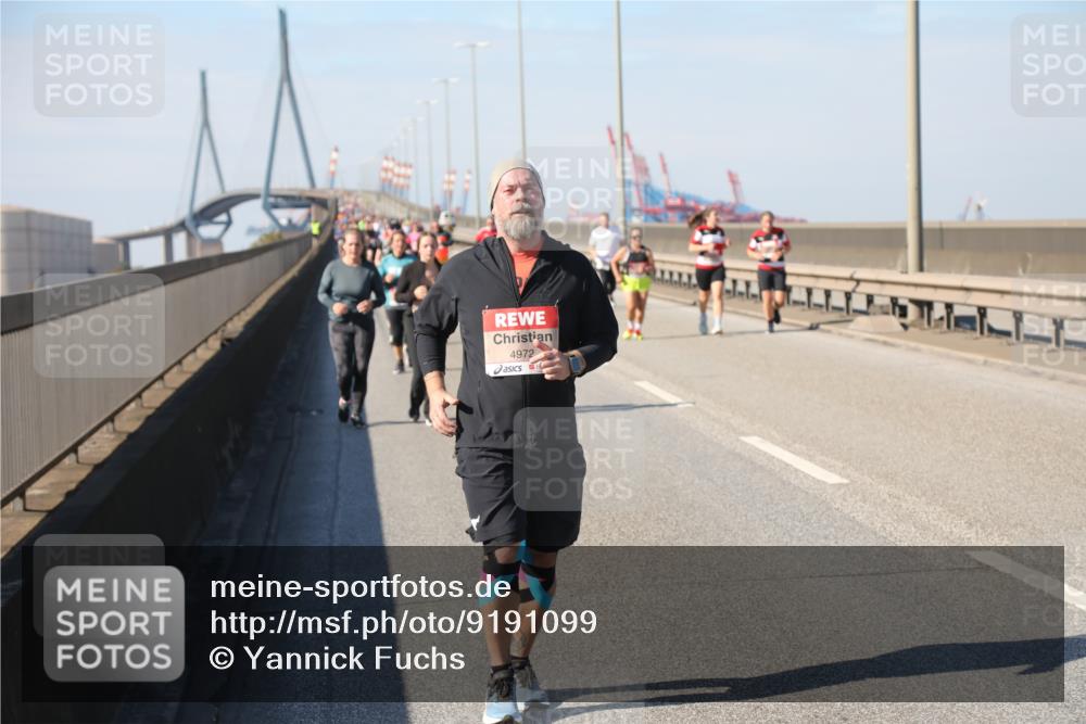 03.10.2025 - Köhlbrandbrückenlauf Yannick Fuchs http://msf.ph/oto/9191099 03.10.2025 12:11:20 Position 3 4972 meine-sportfotos.de