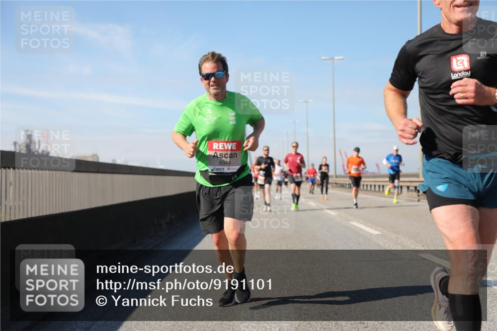 03.10.2025 - Köhlbrandbrückenlauf Yannick Fuchs http://msf.ph/oto/9191101 03.10.2025 11:51:37 Position 3 6349, 13 meine-sportfotos.de