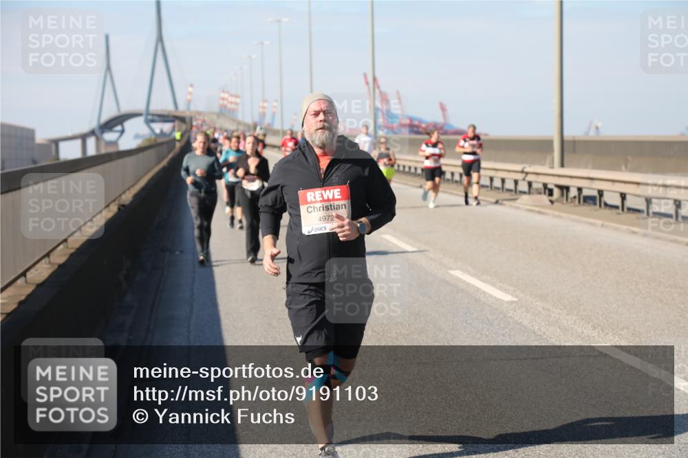 03.10.2025 - Köhlbrandbrückenlauf Yannick Fuchs http://msf.ph/oto/9191103 03.10.2025 12:11:20 Position 3 4972 meine-sportfotos.de