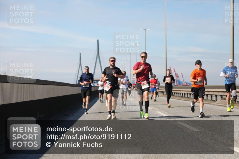 03.10.2025 - Köhlbrandbrückenlauf Yannick Fuchs http://msf.ph/oto/9191112 03.10.2025 11:51:38 Position 3  meine-sportfotos.de