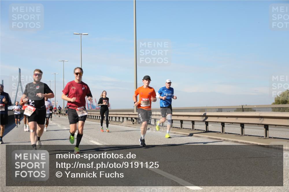 03.10.2025 - Köhlbrandbrückenlauf Yannick Fuchs http://msf.ph/oto/9191125 03.10.2025 11:51:40 Position 3  meine-sportfotos.de