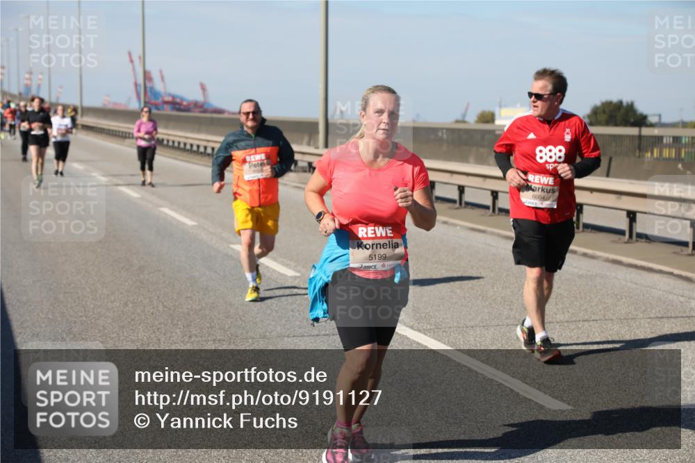 03.10.2025 - Köhlbrandbrückenlauf Yannick Fuchs http://msf.ph/oto/9191127 03.10.2025 12:11:39 Position 3 5199, 888, 6004 meine-sportfotos.de
