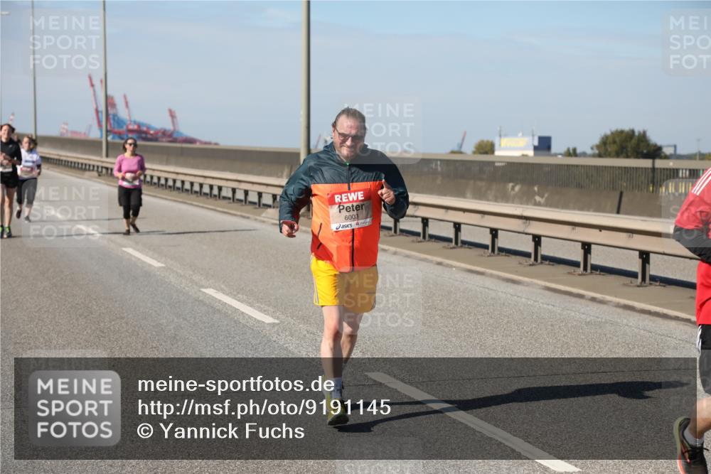 03.10.2025 - Köhlbrandbrückenlauf Yannick Fuchs http://msf.ph/oto/9191145 03.10.2025 12:11:41 Position 3 6003 meine-sportfotos.de
