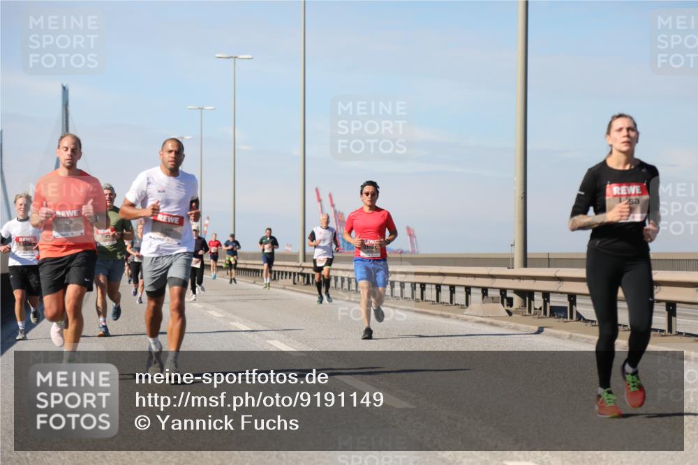 03.10.2025 - Köhlbrandbrückenlauf Yannick Fuchs http://msf.ph/oto/9191149 03.10.2025 11:51:42 Position 3 6781 meine-sportfotos.de