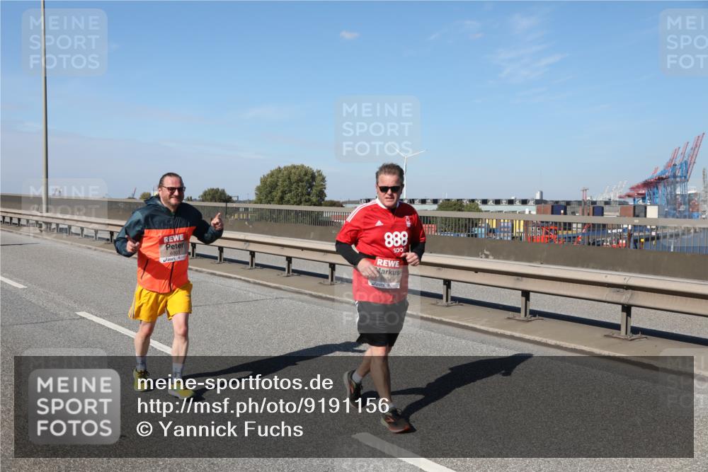 03.10.2025 - Köhlbrandbrückenlauf Yannick Fuchs http://msf.ph/oto/9191156 03.10.2025 12:11:42 Position 3 6003, 888 meine-sportfotos.de