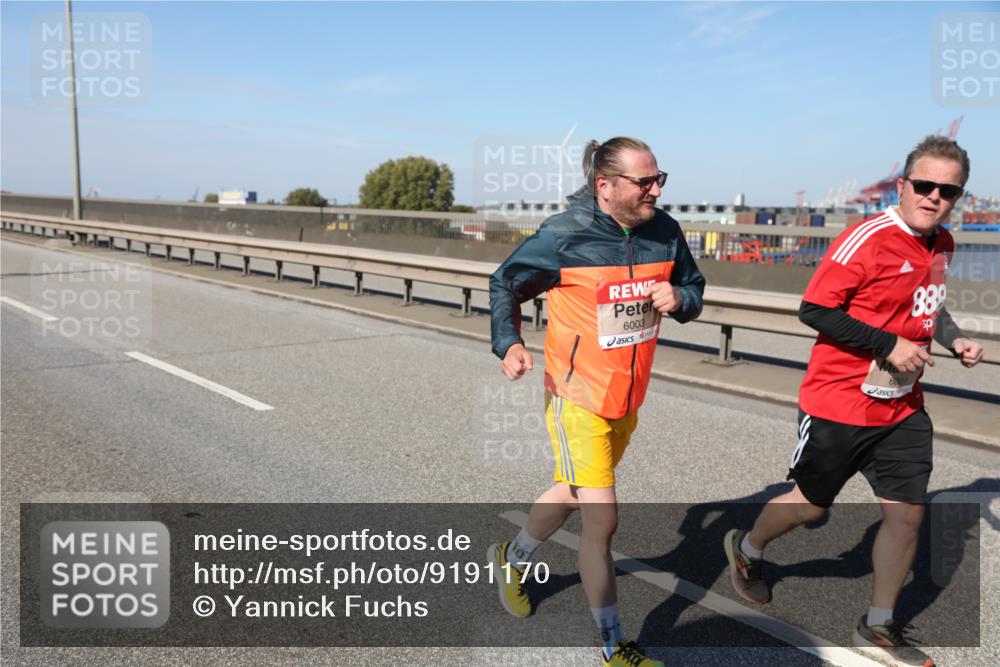 03.10.2025 - Köhlbrandbrückenlauf Yannick Fuchs http://msf.ph/oto/9191170 03.10.2025 12:11:43 Position 3 6003, 600, 88 meine-sportfotos.de