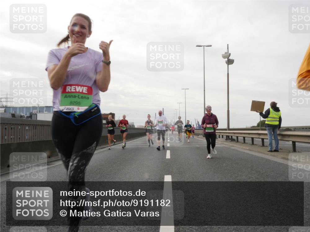 03.10.2025 - Köhlbrandbrückenlauf Matties Gatica Varas http://msf.ph/oto/9191182 03.10.2025 16:05:11 Position 3 8295 meine-sportfotos.de