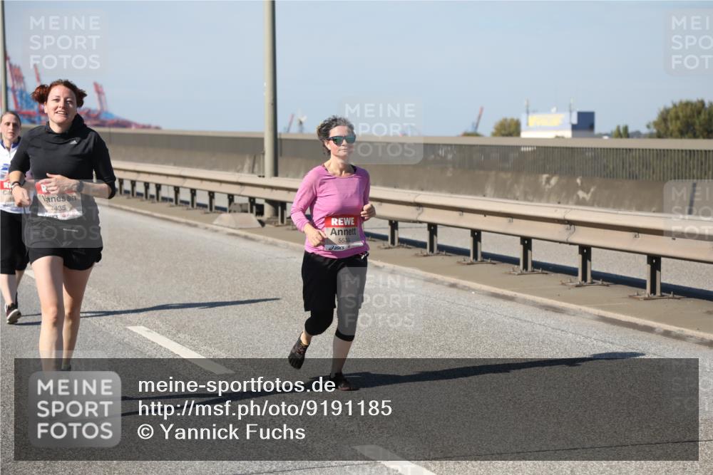 03.10.2025 - Köhlbrandbrückenlauf Yannick Fuchs http://msf.ph/oto/9191185 03.10.2025 12:11:46 Position 3 4435, 5539 meine-sportfotos.de