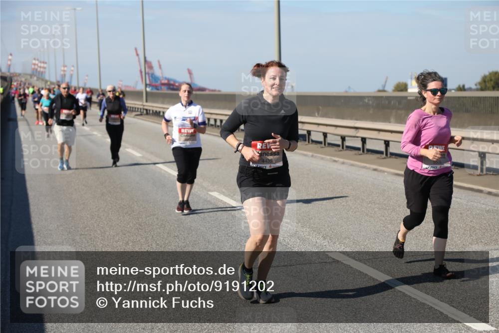03.10.2025 - Köhlbrandbrückenlauf Yannick Fuchs http://msf.ph/oto/9191202 03.10.2025 12:11:47 Position 3 4435 meine-sportfotos.de