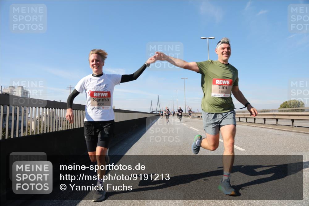 03.10.2025 - Köhlbrandbrückenlauf Yannick Fuchs http://msf.ph/oto/9191213 03.10.2025 11:51:48 Position 3 4358, 5803 meine-sportfotos.de