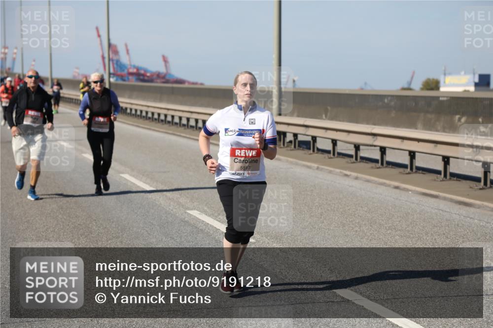 03.10.2025 - Köhlbrandbrückenlauf Yannick Fuchs http://msf.ph/oto/9191218 03.10.2025 12:11:49 Position 3 5517 meine-sportfotos.de