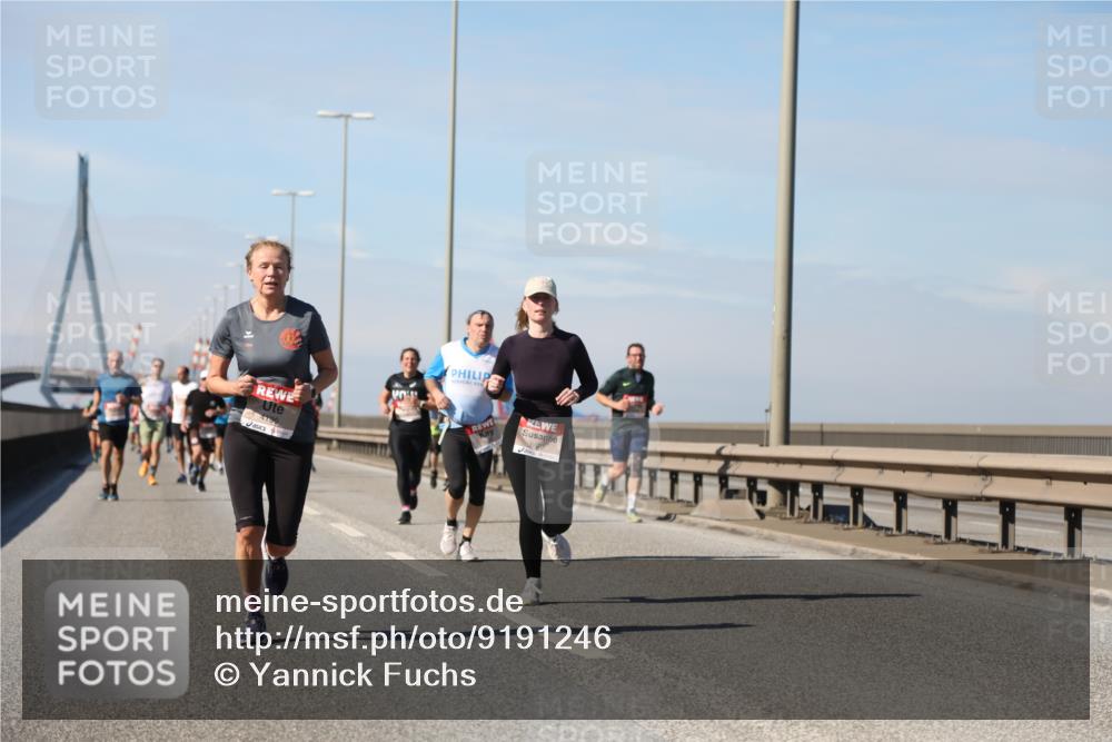 03.10.2025 - Köhlbrandbrückenlauf Yannick Fuchs http://msf.ph/oto/9191246 03.10.2025 11:51:51 Position 3 4196 meine-sportfotos.de