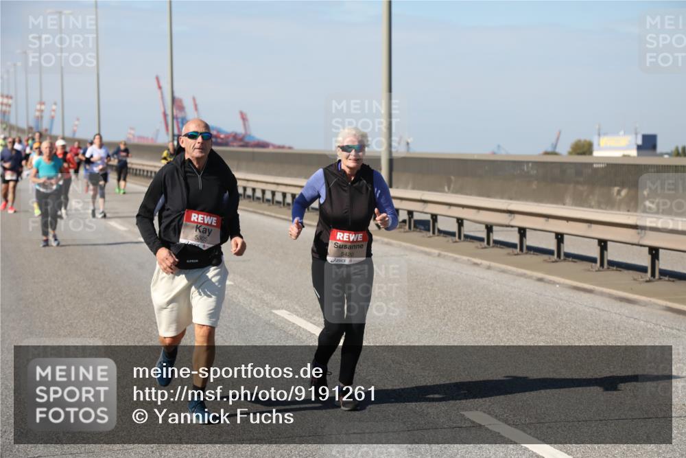 03.10.2025 - Köhlbrandbrückenlauf Yannick Fuchs http://msf.ph/oto/9191261 03.10.2025 12:11:52 Position 3 5305, 5420 meine-sportfotos.de