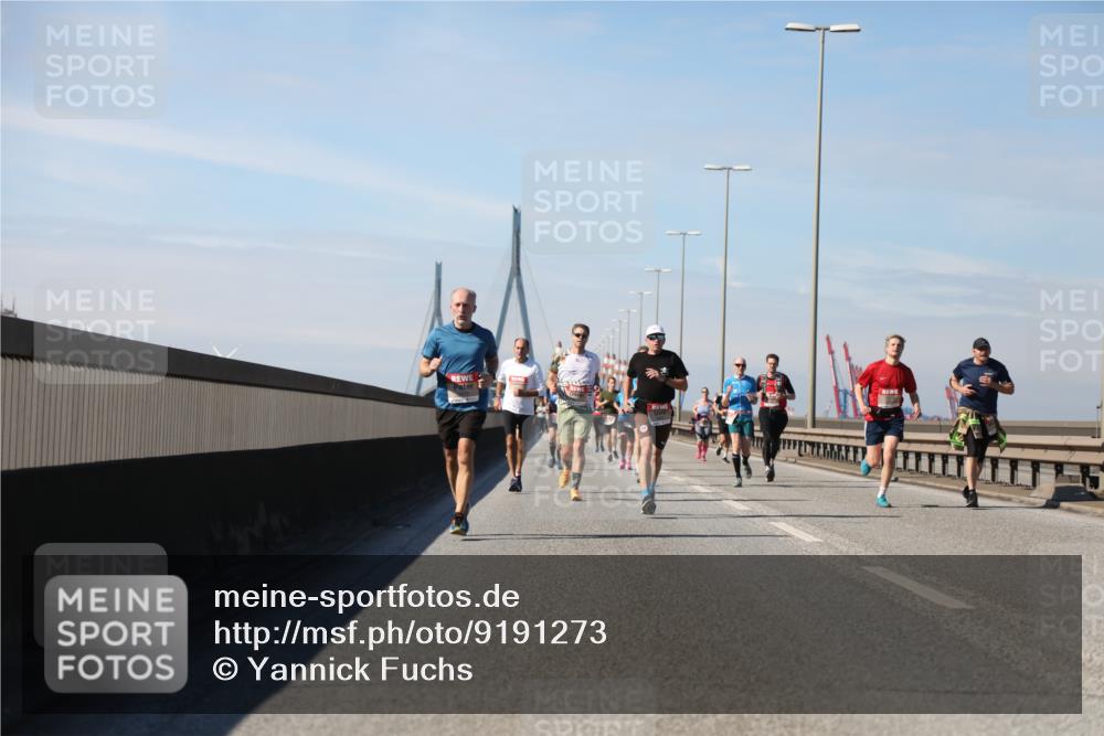 03.10.2025 - Köhlbrandbrückenlauf Yannick Fuchs http://msf.ph/oto/9191273 03.10.2025 11:51:56 Position 3  meine-sportfotos.de