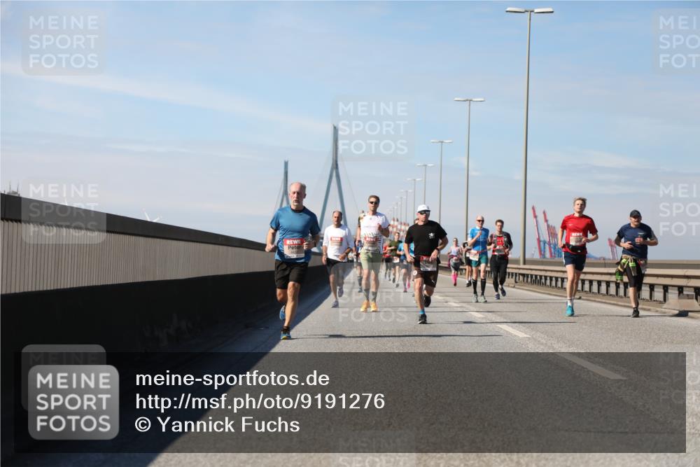 03.10.2025 - Köhlbrandbrückenlauf Yannick Fuchs http://msf.ph/oto/9191276 03.10.2025 11:51:56 Position 3  meine-sportfotos.de