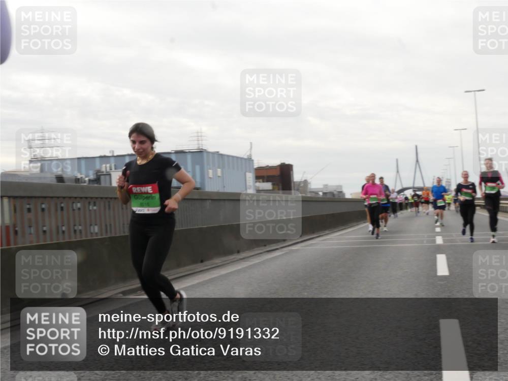 03.10.2025 - Köhlbrandbrückenlauf Matties Gatica Varas http://msf.ph/oto/9191332 03.10.2025 16:05:49 Position 3 8516 meine-sportfotos.de