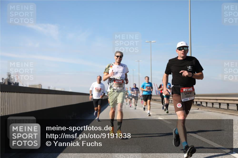 03.10.2025 - Köhlbrandbrückenlauf Yannick Fuchs http://msf.ph/oto/9191338 03.10.2025 11:52:01 Position 3 5842 meine-sportfotos.de