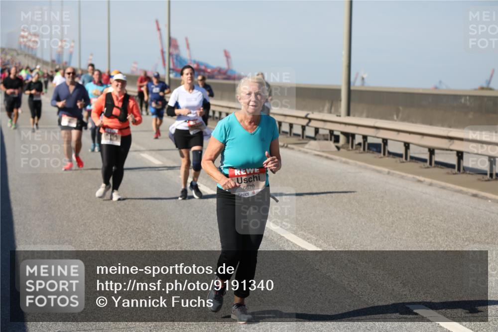 03.10.2025 - Köhlbrandbrückenlauf Yannick Fuchs http://msf.ph/oto/9191340 03.10.2025 12:11:59 Position 3 6670 meine-sportfotos.de