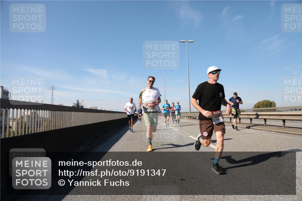 03.10.2025 - Köhlbrandbrückenlauf Yannick Fuchs http://msf.ph/oto/9191347 03.10.2025 11:52:02 Position 3  meine-sportfotos.de