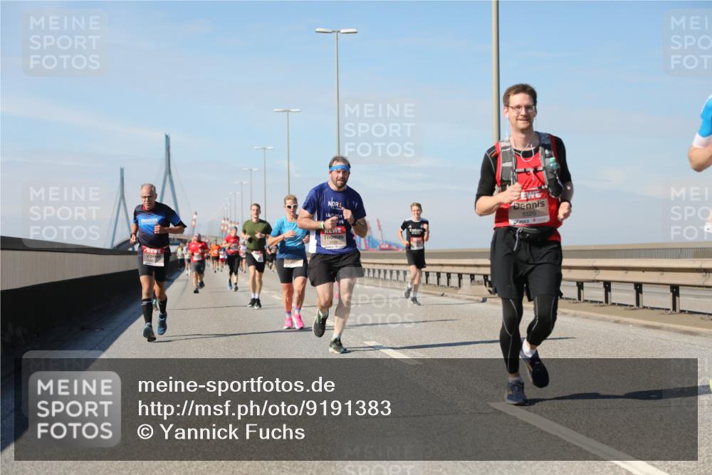 03.10.2025 - Köhlbrandbrückenlauf Yannick Fuchs http://msf.ph/oto/9191383 03.10.2025 11:52:05 Position 3 1, 5520 meine-sportfotos.de