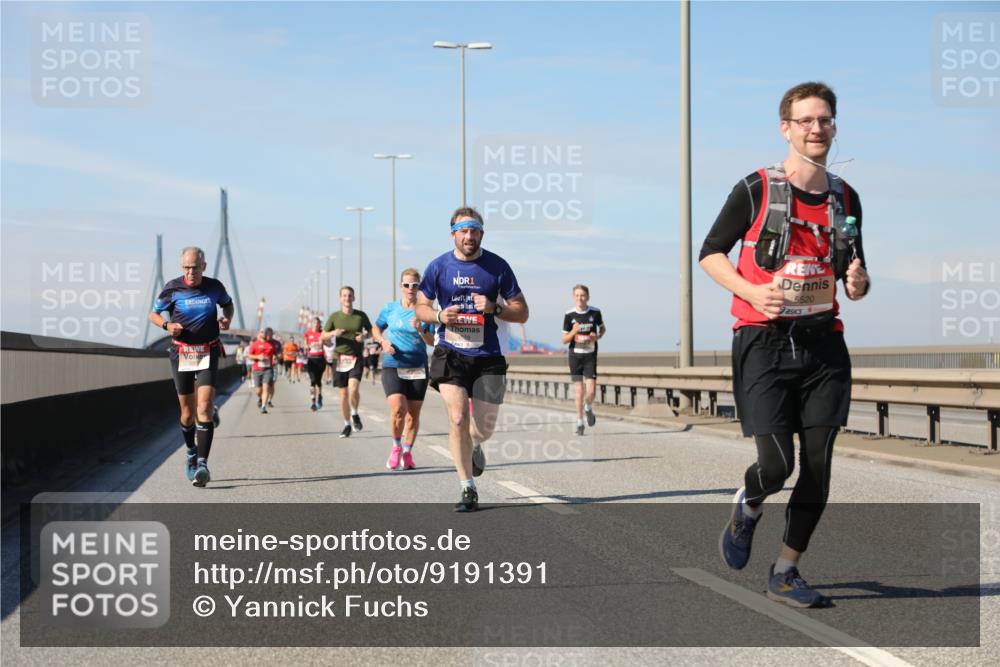03.10.2025 - Köhlbrandbrückenlauf Yannick Fuchs http://msf.ph/oto/9191391 03.10.2025 11:52:05 Position 3 1, 5520 meine-sportfotos.de