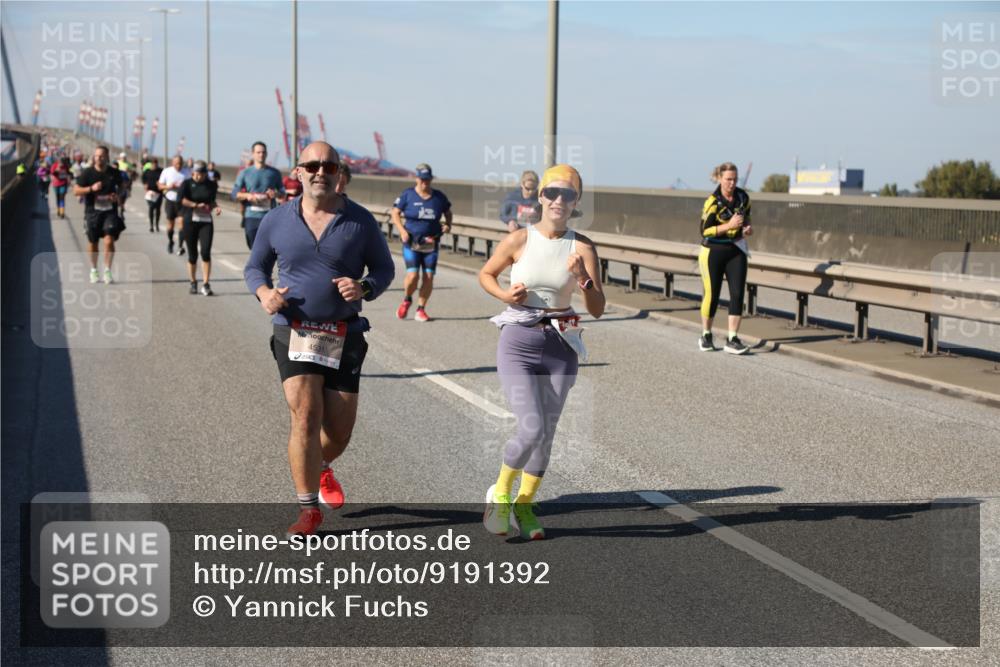 03.10.2025 - Köhlbrandbrückenlauf Yannick Fuchs http://msf.ph/oto/9191392 03.10.2025 12:12:05 Position 3 4531 meine-sportfotos.de