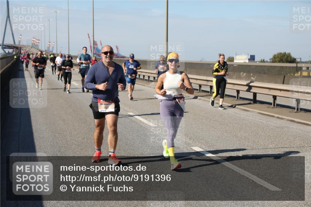 03.10.2025 - Köhlbrandbrückenlauf Yannick Fuchs http://msf.ph/oto/9191396 03.10.2025 12:12:05 Position 3 4531 meine-sportfotos.de