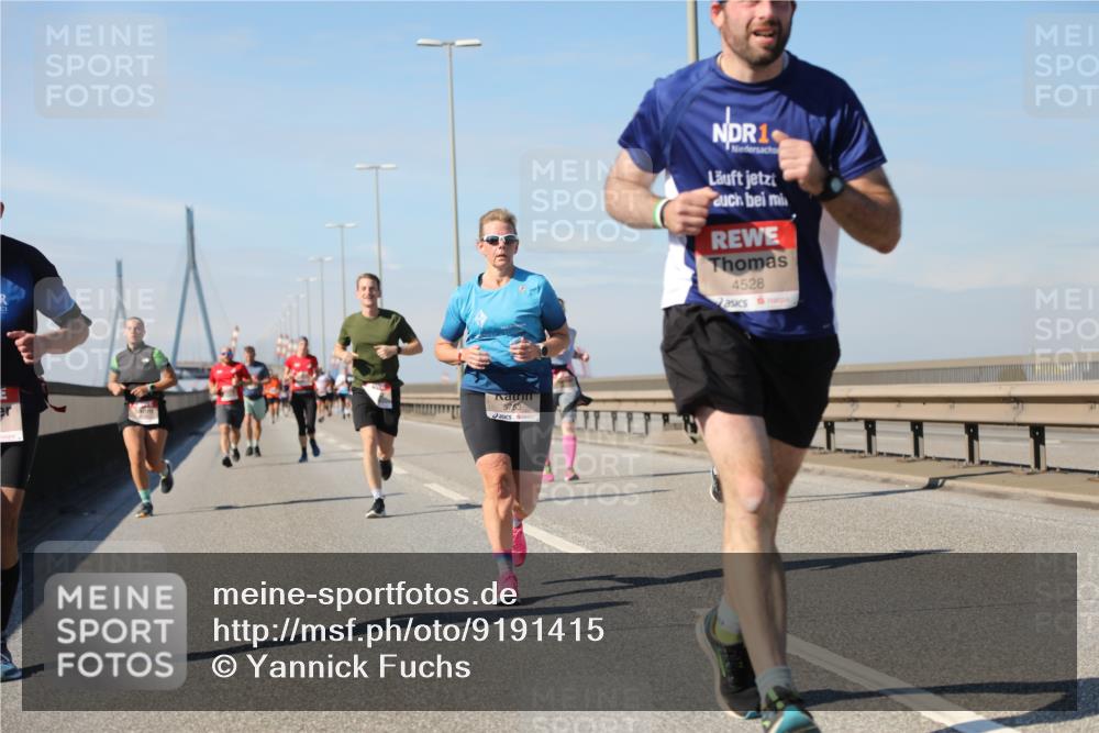 03.10.2025 - Köhlbrandbrückenlauf Yannick Fuchs http://msf.ph/oto/9191415 03.10.2025 11:52:07 Position 3 5753, 1, 4528 meine-sportfotos.de