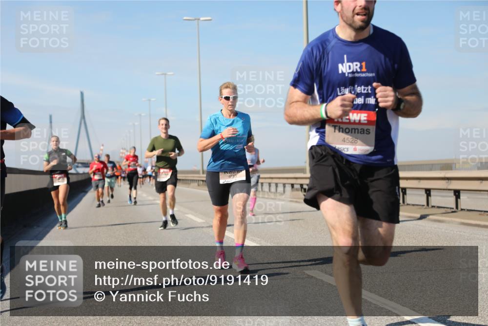 03.10.2025 - Köhlbrandbrückenlauf Yannick Fuchs http://msf.ph/oto/9191419 03.10.2025 11:52:07 Position 3 1, 4528, 5753 meine-sportfotos.de