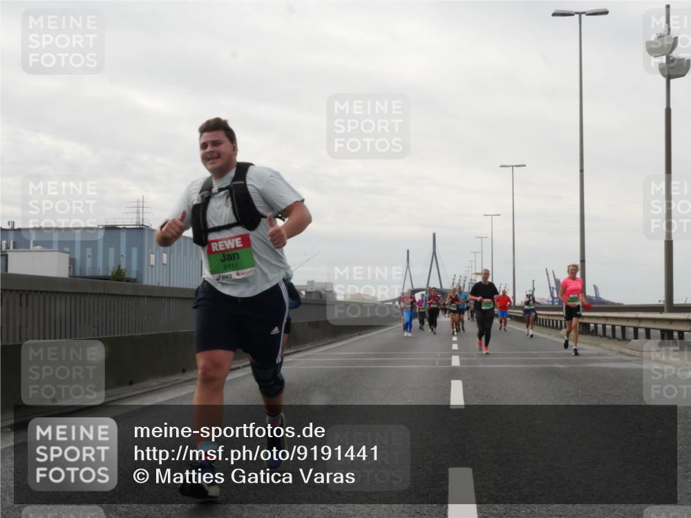 03.10.2025 - Köhlbrandbrückenlauf Matties Gatica Varas http://msf.ph/oto/9191441 03.10.2025 16:06:20 Position 3 8111 meine-sportfotos.de