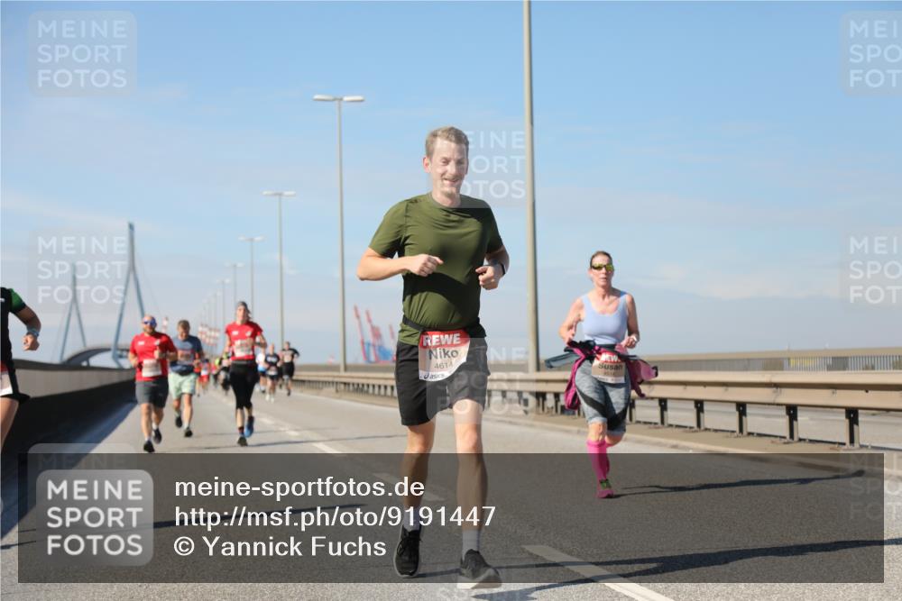 03.10.2025 - Köhlbrandbrückenlauf Yannick Fuchs http://msf.ph/oto/9191447 03.10.2025 11:52:10 Position 3 4614 meine-sportfotos.de