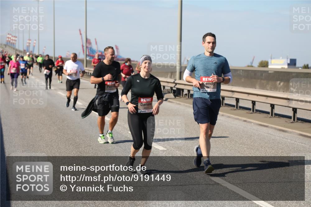 03.10.2025 - Köhlbrandbrückenlauf Yannick Fuchs http://msf.ph/oto/9191449 03.10.2025 12:12:11 Position 3 4611, 4863 meine-sportfotos.de