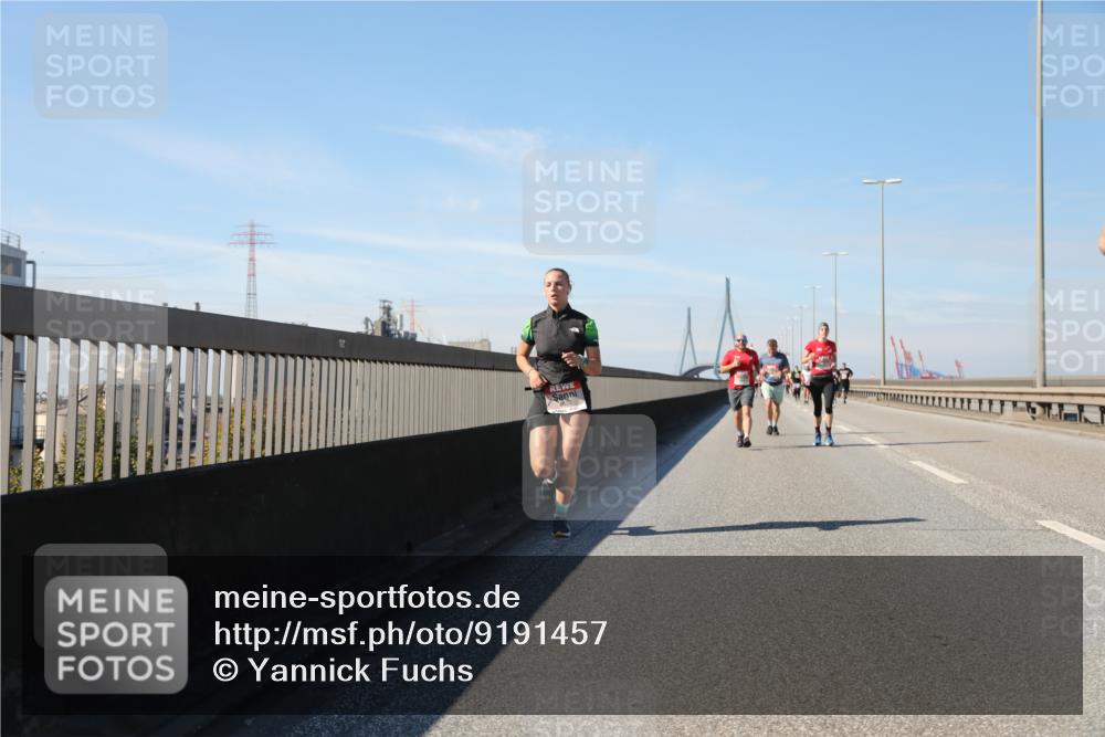 03.10.2025 - Köhlbrandbrückenlauf Yannick Fuchs http://msf.ph/oto/9191457 03.10.2025 11:52:11 Position 3  meine-sportfotos.de