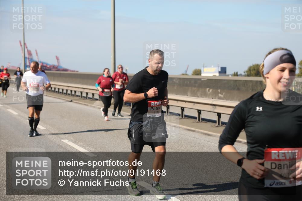 03.10.2025 - Köhlbrandbrückenlauf Yannick Fuchs http://msf.ph/oto/9191468 03.10.2025 12:12:13 Position 3 5176, 461 meine-sportfotos.de