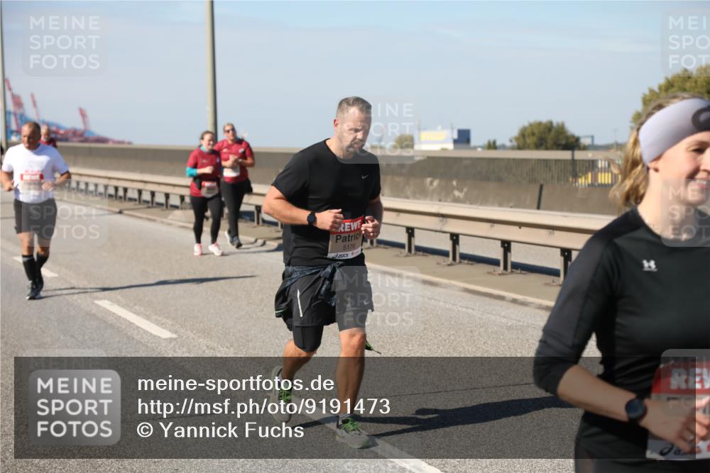 03.10.2025 - Köhlbrandbrückenlauf Yannick Fuchs http://msf.ph/oto/9191473 03.10.2025 12:12:13 Position 3 5176 meine-sportfotos.de