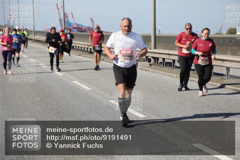 03.10.2025 - Köhlbrandbrückenlauf Yannick Fuchs http://msf.ph/oto/9191491 03.10.2025 12:12:15 Position 3 6508, 5507 meine-sportfotos.de