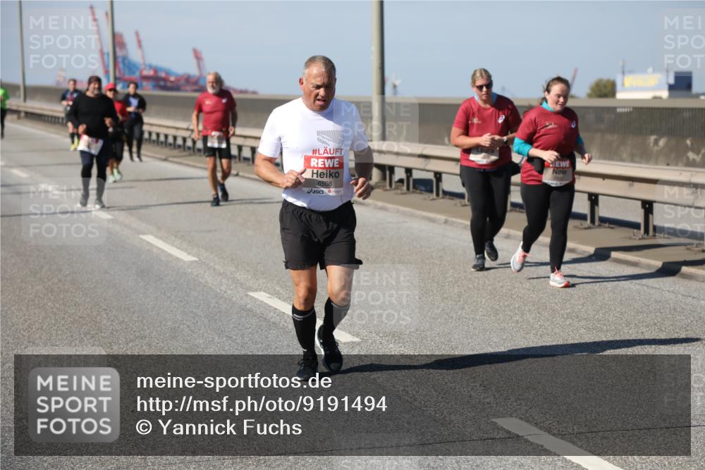 03.10.2025 - Köhlbrandbrückenlauf Yannick Fuchs http://msf.ph/oto/9191494 03.10.2025 12:12:16 Position 3 6508 meine-sportfotos.de