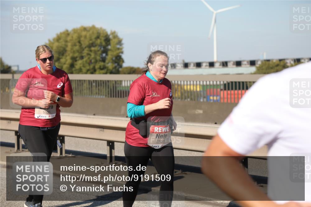 03.10.2025 - Köhlbrandbrückenlauf Yannick Fuchs http://msf.ph/oto/9191509 03.10.2025 12:12:19 Position 3 5533, 5507 meine-sportfotos.de