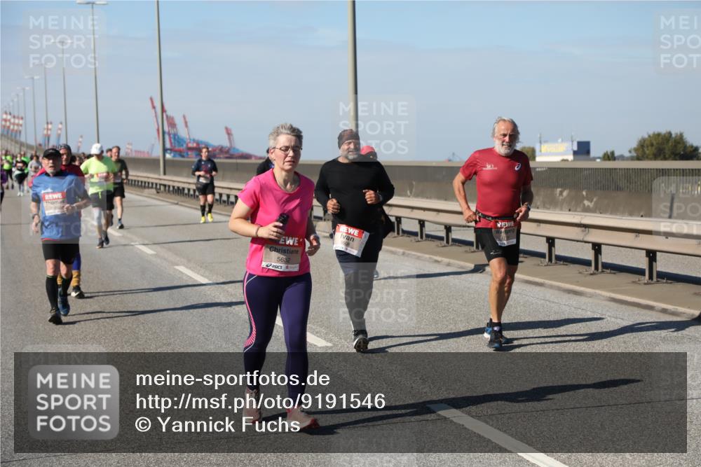 03.10.2025 - Köhlbrandbrückenlauf Yannick Fuchs http://msf.ph/oto/9191546 03.10.2025 12:12:22 Position 3 5632 meine-sportfotos.de