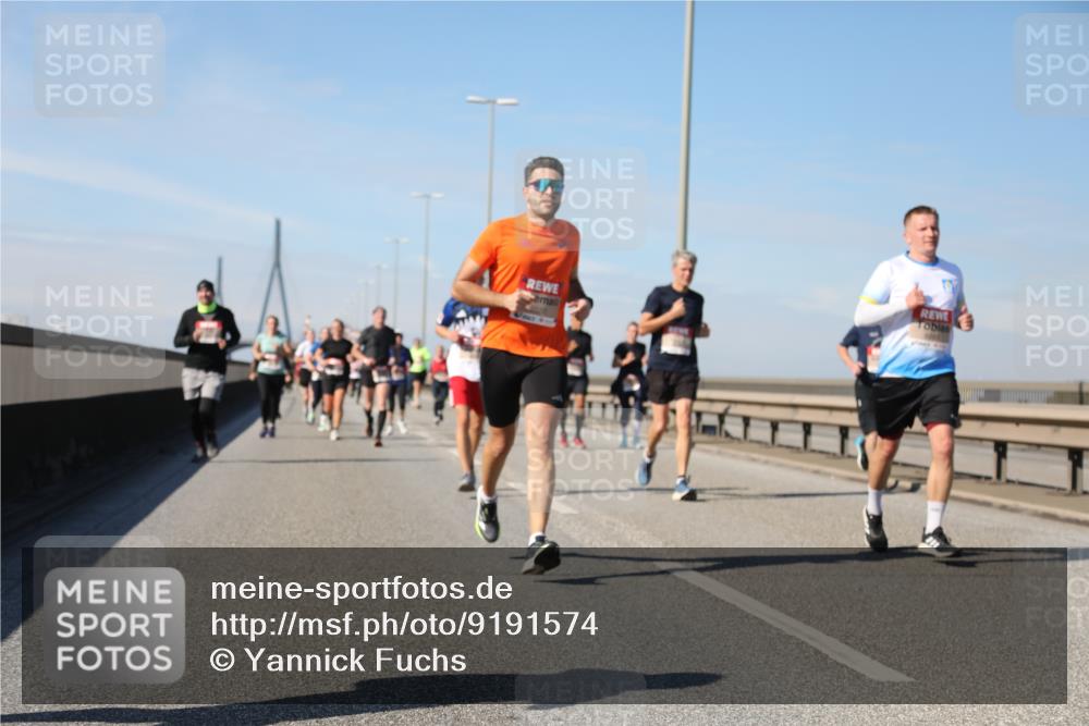 03.10.2025 - Köhlbrandbrückenlauf Yannick Fuchs http://msf.ph/oto/9191574 03.10.2025 11:52:27 Position 3  meine-sportfotos.de