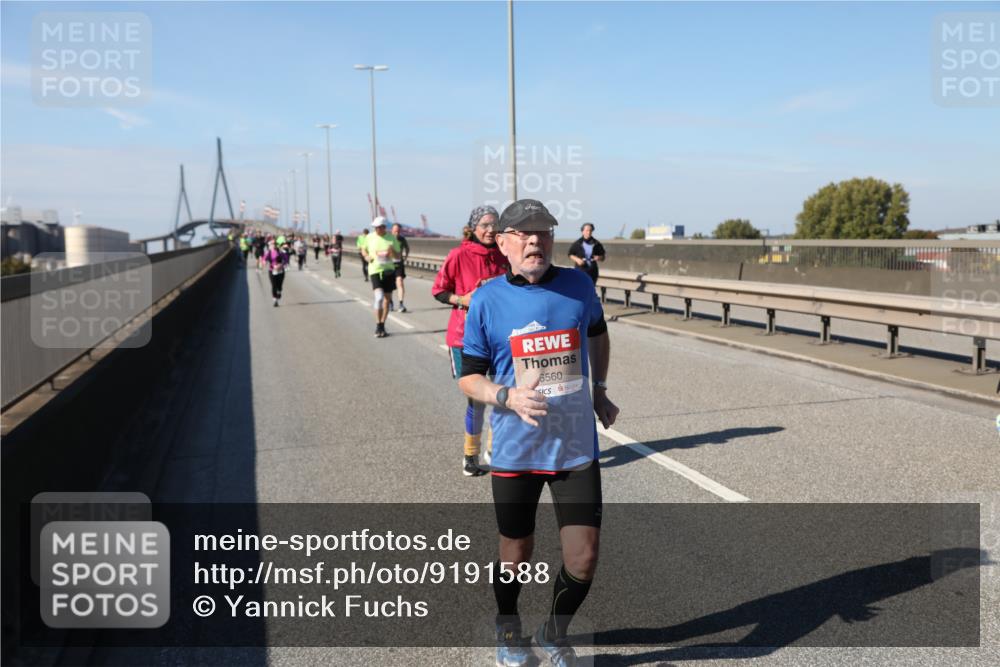 03.10.2025 - Köhlbrandbrückenlauf Yannick Fuchs http://msf.ph/oto/9191588 03.10.2025 12:12:27 Position 3 6560 meine-sportfotos.de